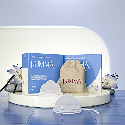 Disco menstrual reutilizável Lumma na cor Transparente em nova embalagem